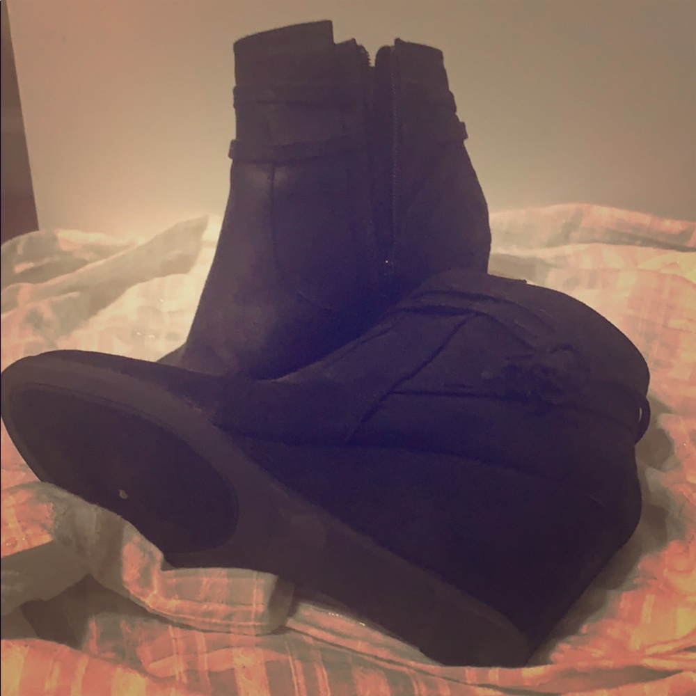 Ankle wedge booties